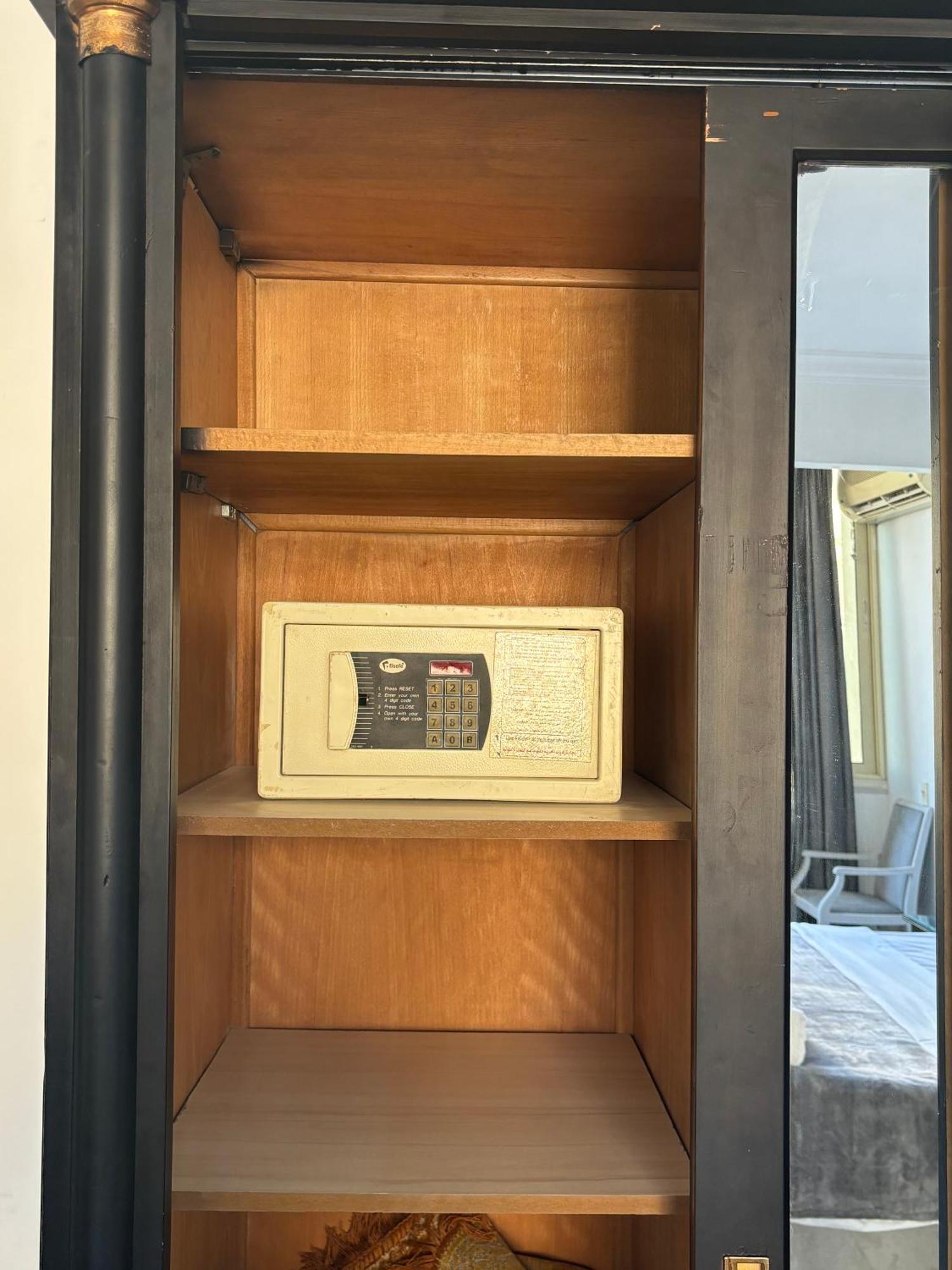 K Boutique Hotel Medspa-Pyramids & Grand Egyptian Museum Ghatati Eksteriør bilde