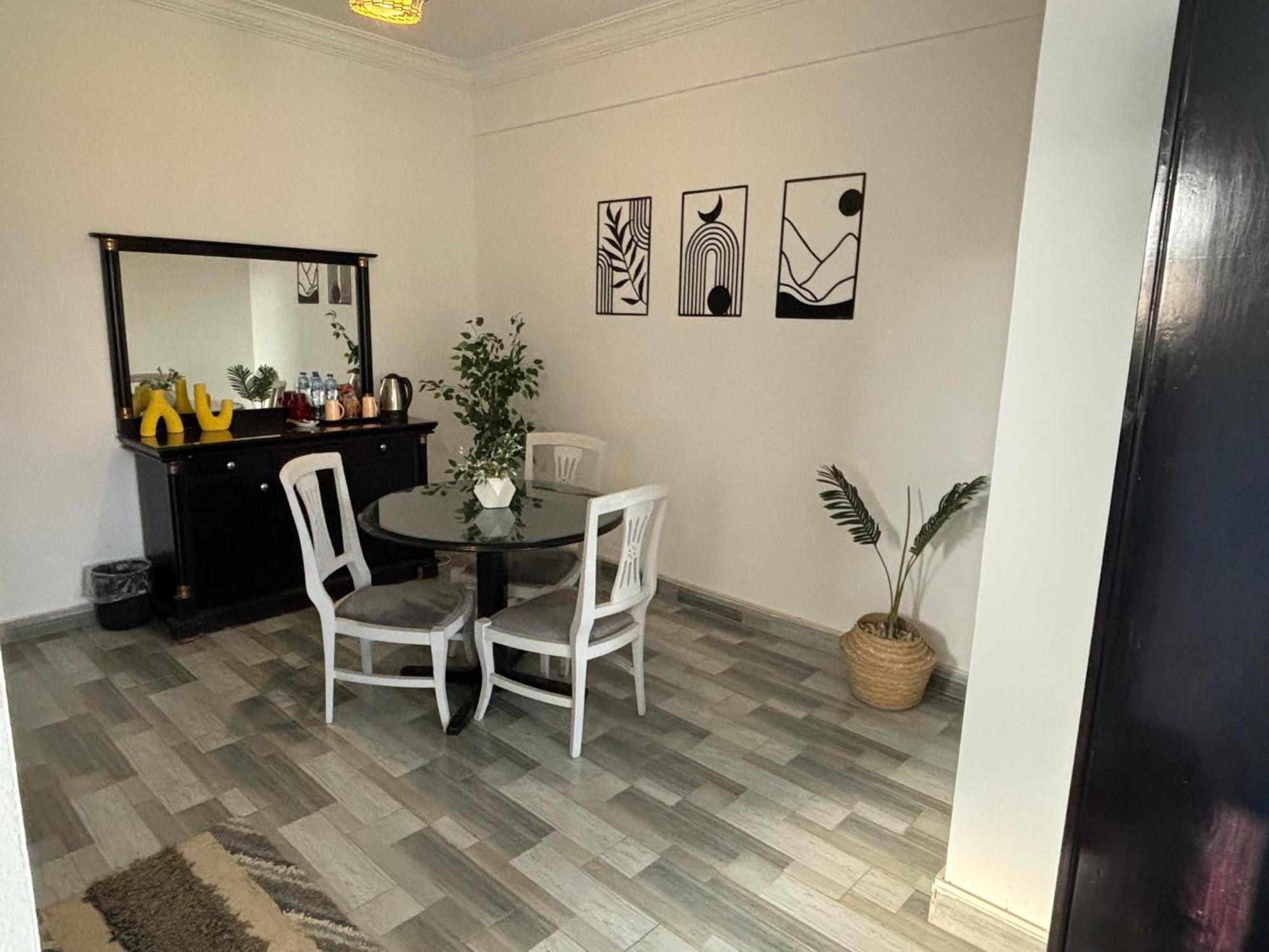 K Boutique Hotel Medspa-Pyramids & Grand Egyptian Museum Ghatati Eksteriør bilde