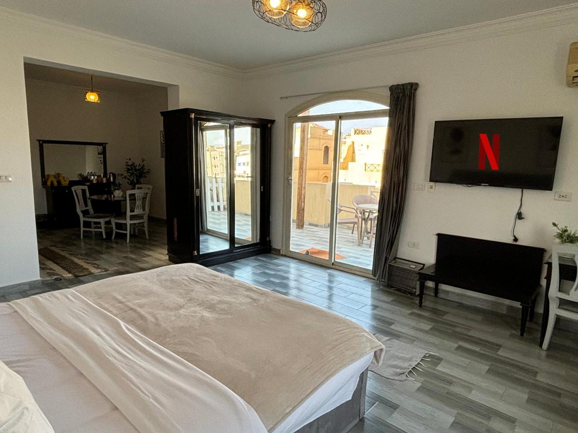 K Boutique Hotel Medspa-Pyramids & Grand Egyptian Museum Ghatati Eksteriør bilde